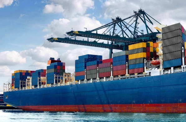 宁波港作为我国重要的沿海城市之一,港口运输业发达