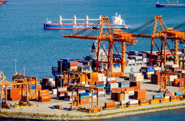 天津港正加速向智慧港口转型,这为出口海运货代行业带来了机遇