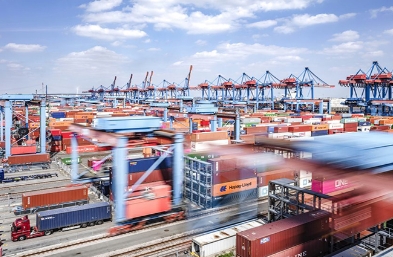 天津货代公司的转型之路并非一帆风顺,需要克服种种挑战