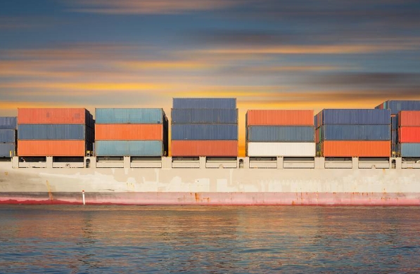 货运代理提供了便捷高效的货运服务,也为全球贸易繁荣做出重要贡献