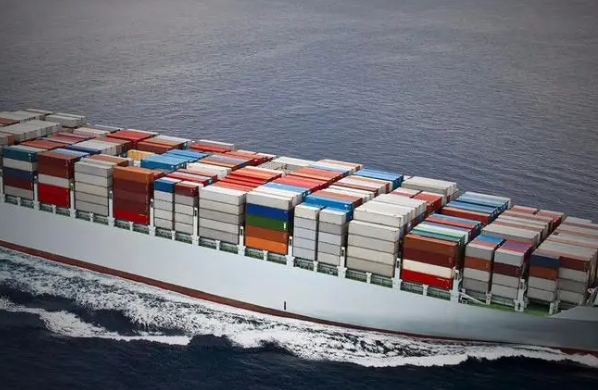 在未来的发展中,海运货代行业将展现出更加璀璨的光芒