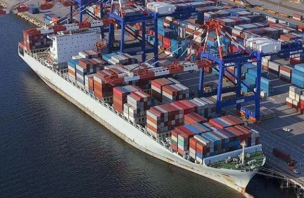 海运货代作为国际物流链中的关键一环,推动着世界贸易的繁荣发展